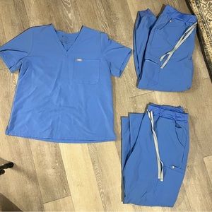 FIGS CEIL BLUE SCRUB SET